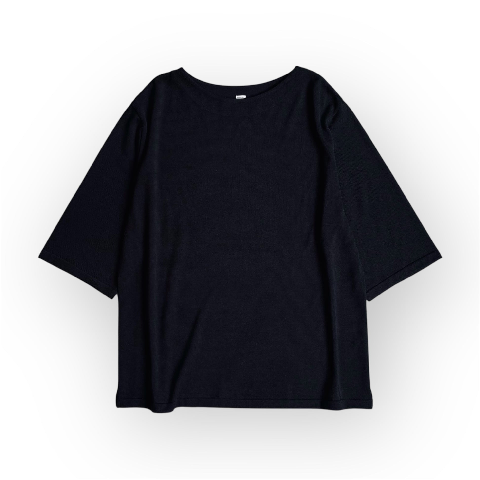 ”Out of everywhere” <br> Pull C/demi-manches soie noire