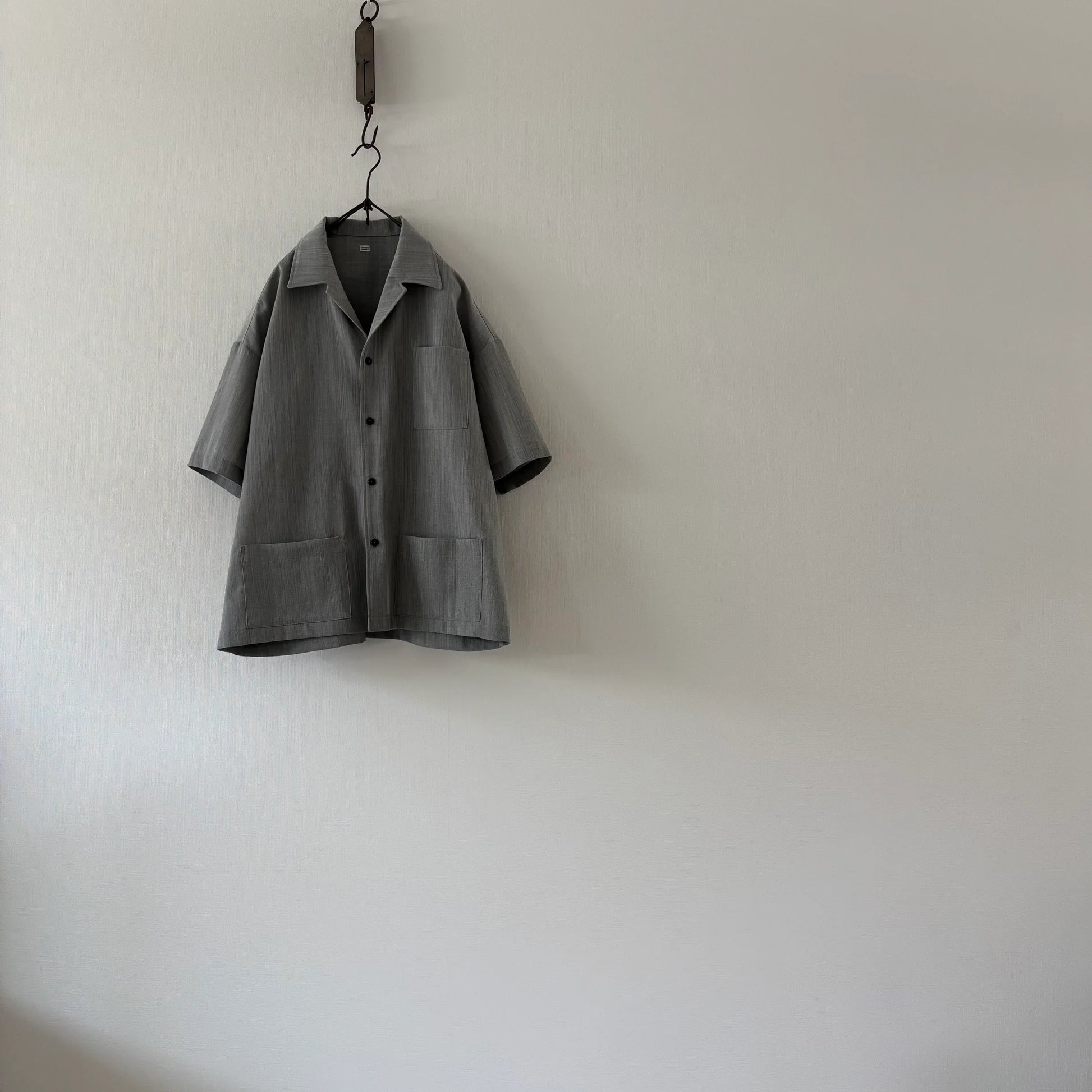 cleaveland×BELLA MOLNAR<br> : commander<br> « CHEMISE PARADISE » laine glacée