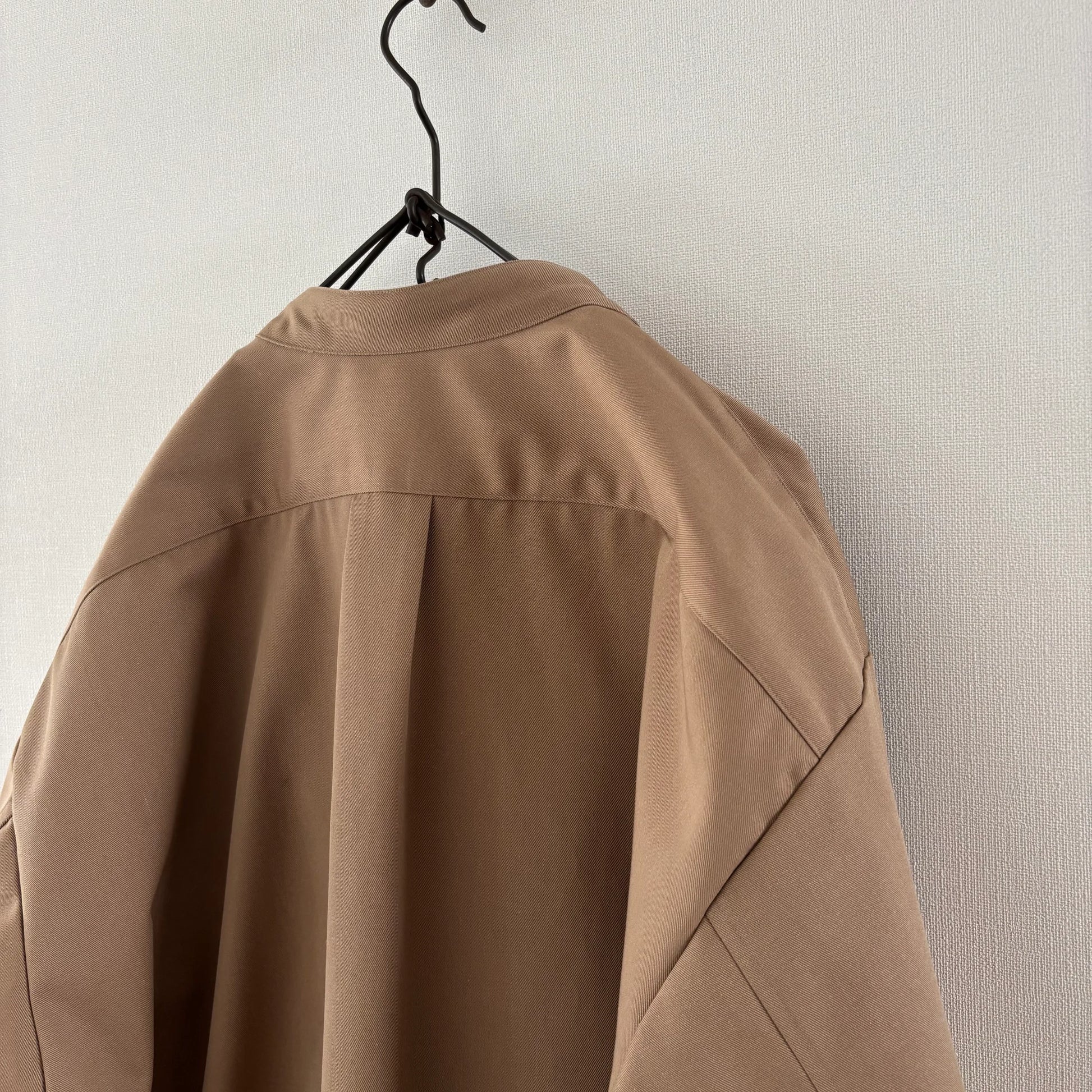 cleaveland×BELLA MOLNAR<br> : commander  <br>« Attristé par cela » MMTwill