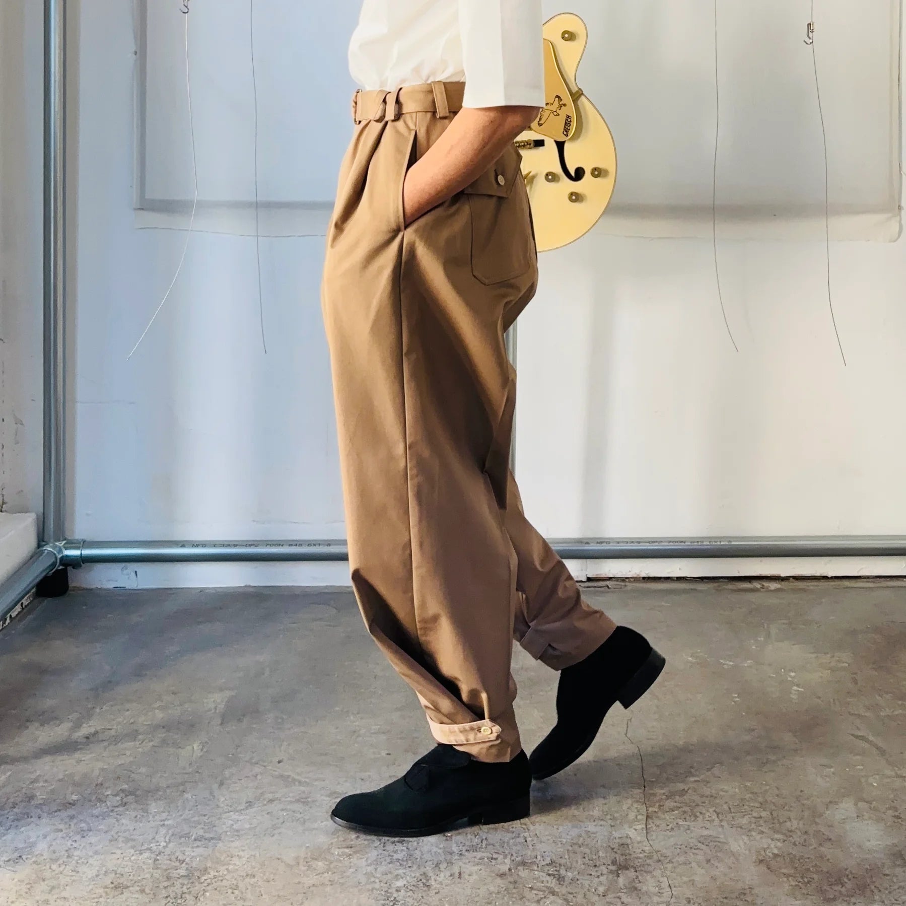 cleaveland×BELLA MOLNAR<br> : commander<br> « Revenez demain » 25 MMT