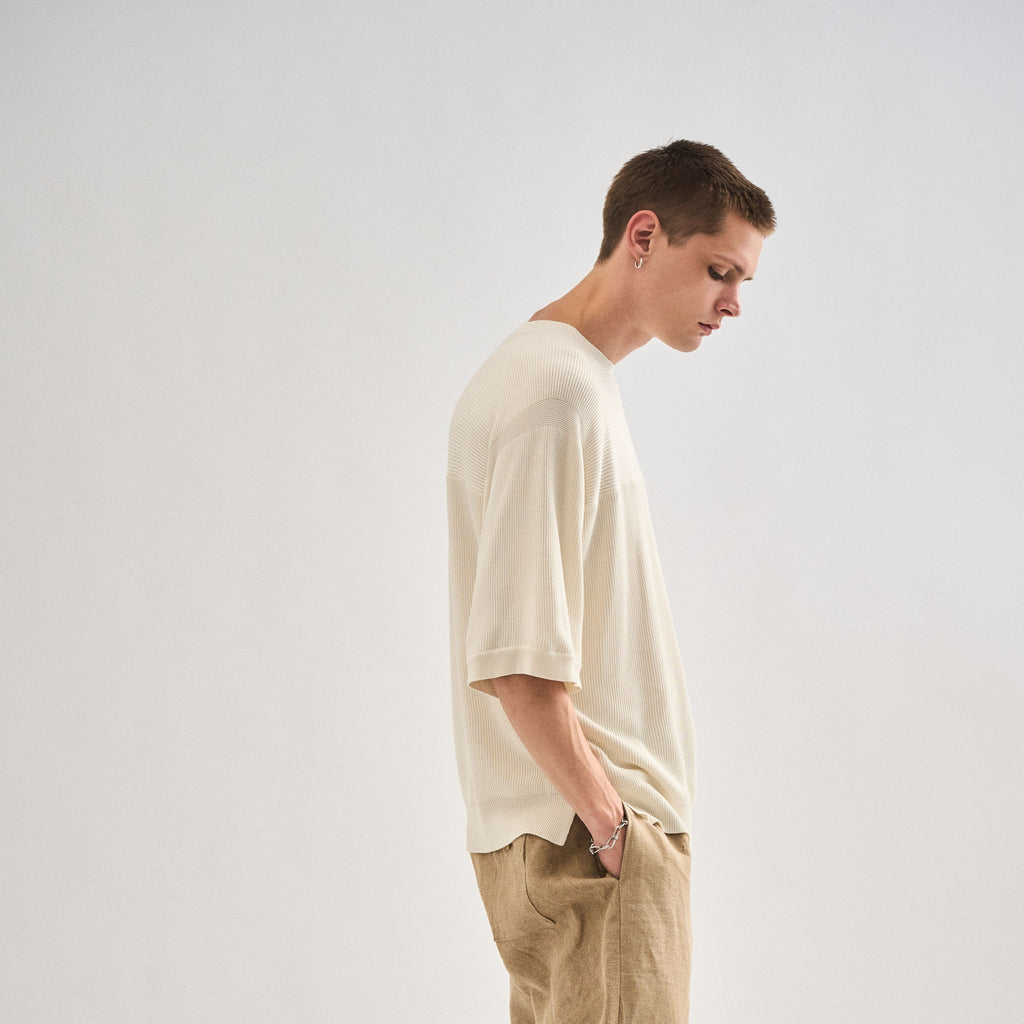"The new world" <br> C/pullover Half sleeve white silk