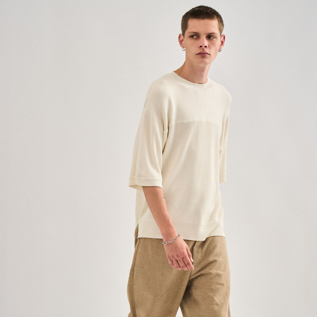 "The new world" <br> C/pullover Half sleeve white silk