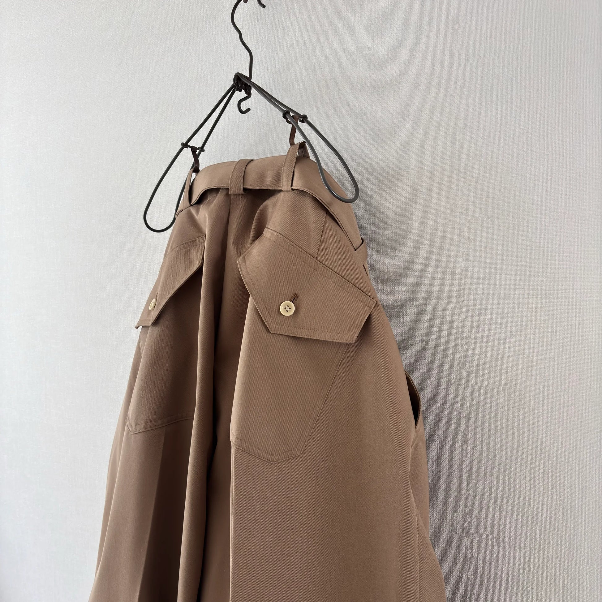 cleaveland×BELLA MOLNAR<br> : commander<br> « Revenez demain » 25 MMT