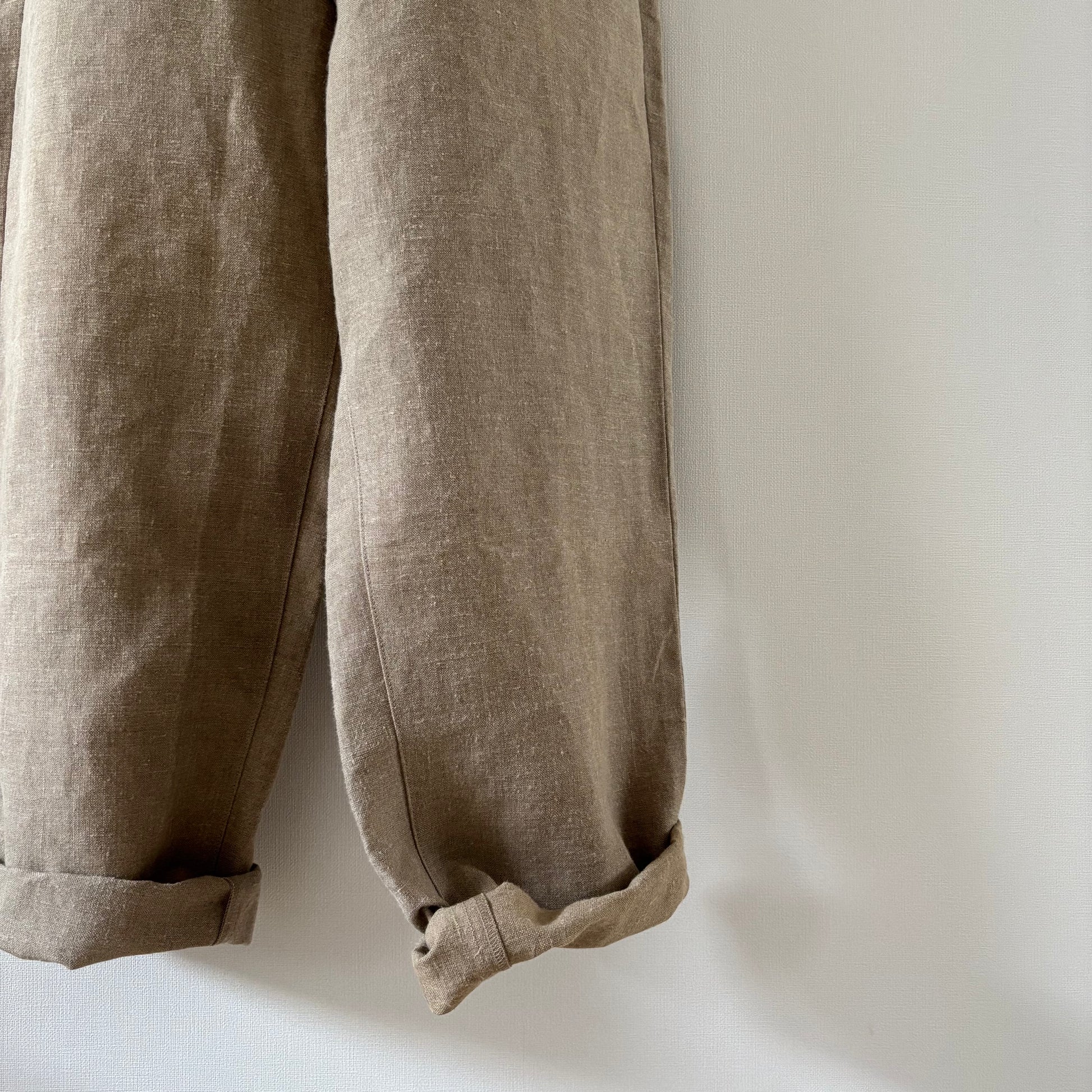 cleaveland×BELLA MOLNAR<br> : commander<br> « Retournez demain » vfl