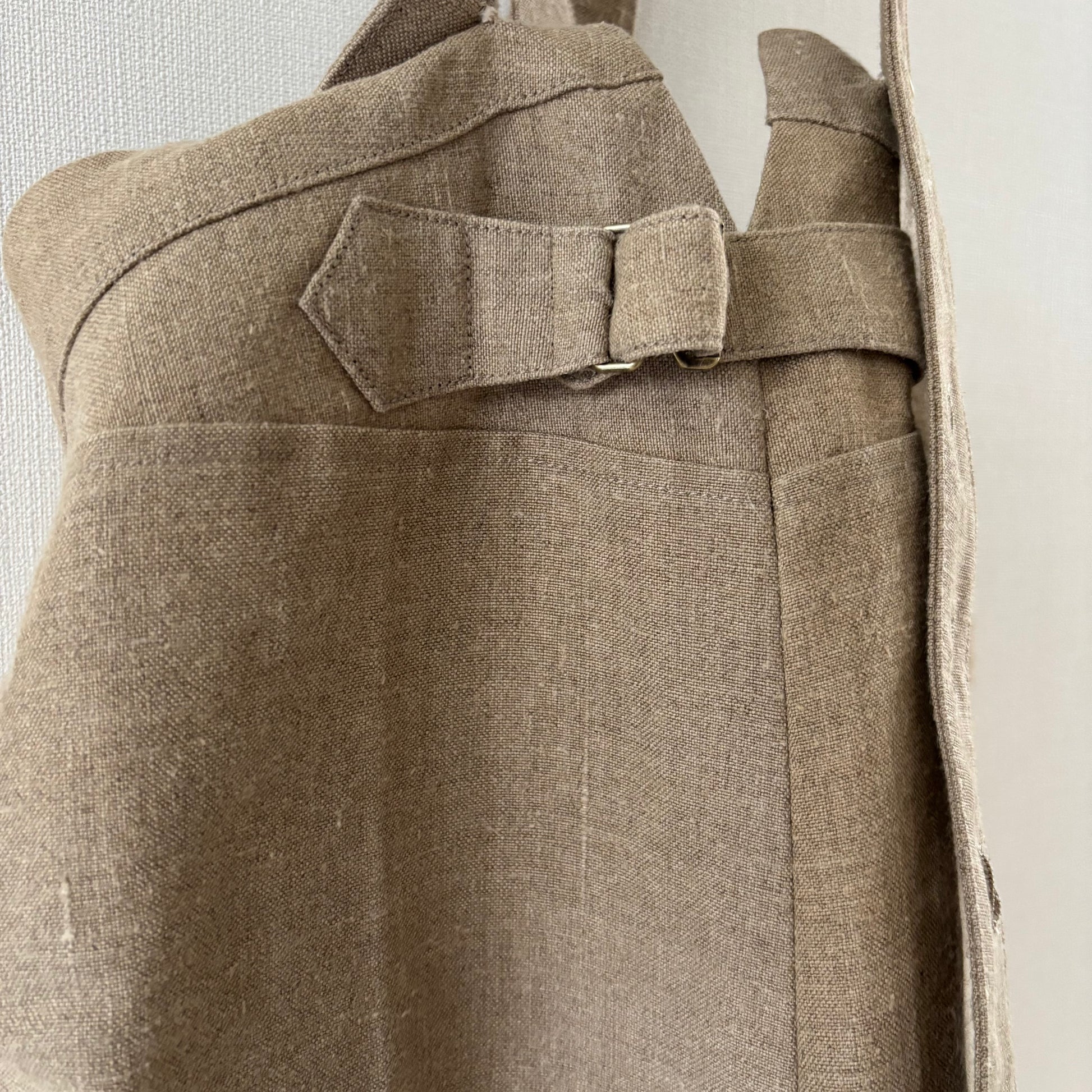 cleaveland×BELLA MOLNAR<br> : commander<br> « Retournez demain » vfl