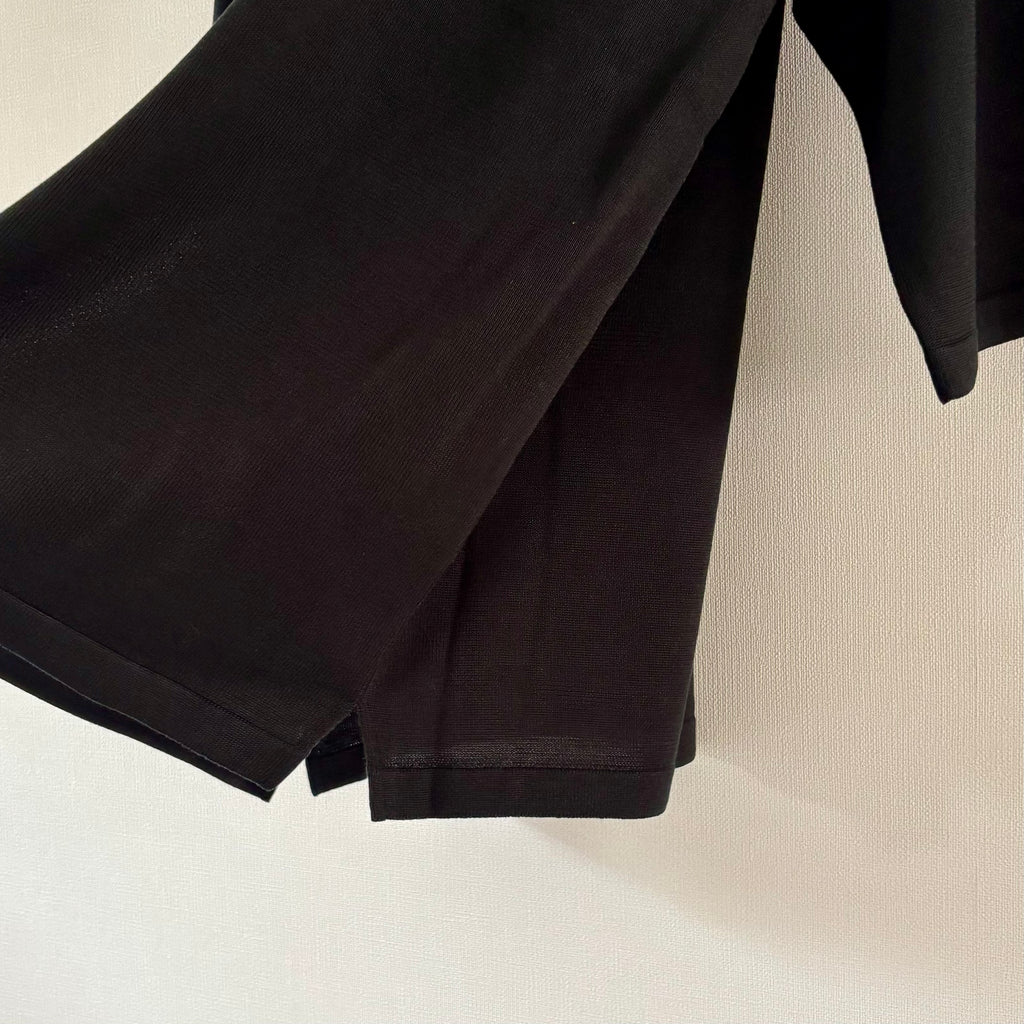 ”Out of everywhere” <br> C/pullover Half sleeve Black silk