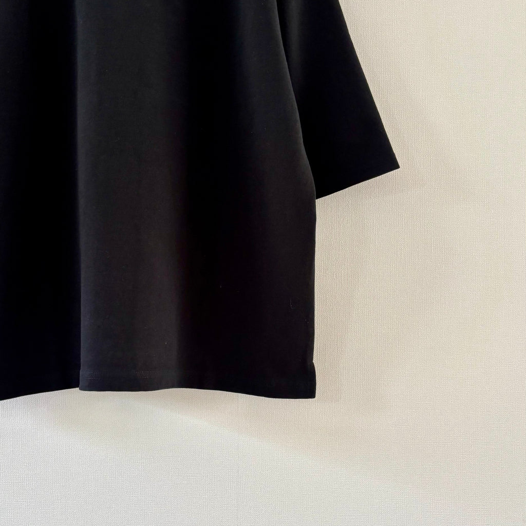 cleaveland<br> "Out of everywhere"<br> C/pullover Half sleeve Black