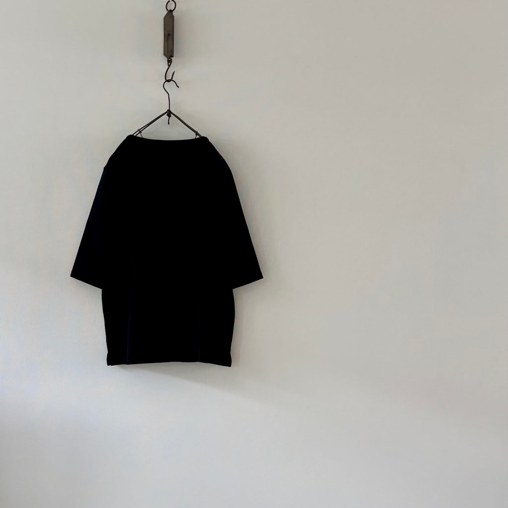 cleaveland<br> "Out of everywhere"<br> C/pullover Half sleeve Black
