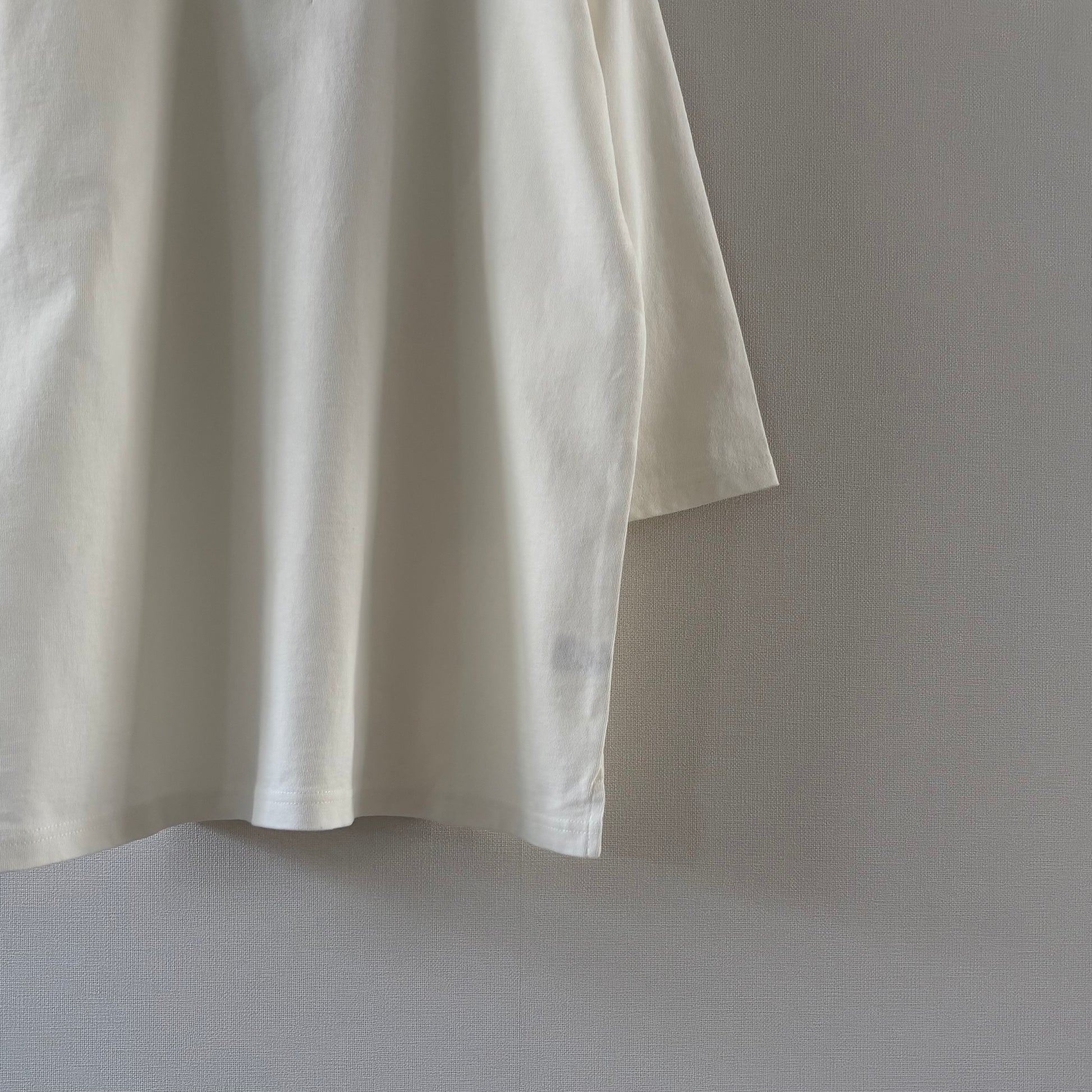 Cleaveland<br> "De partout"<br> Pull en V à manches 3/4, blanc cassé