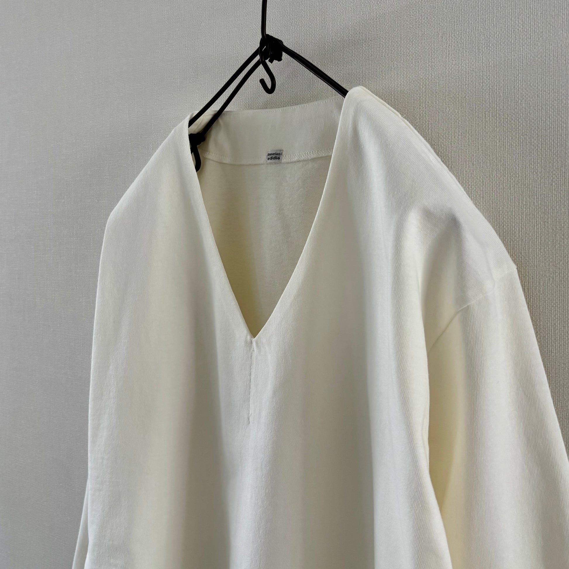 Cleaveland<br> "De partout"<br> Pull en V à manches 3/4, blanc cassé