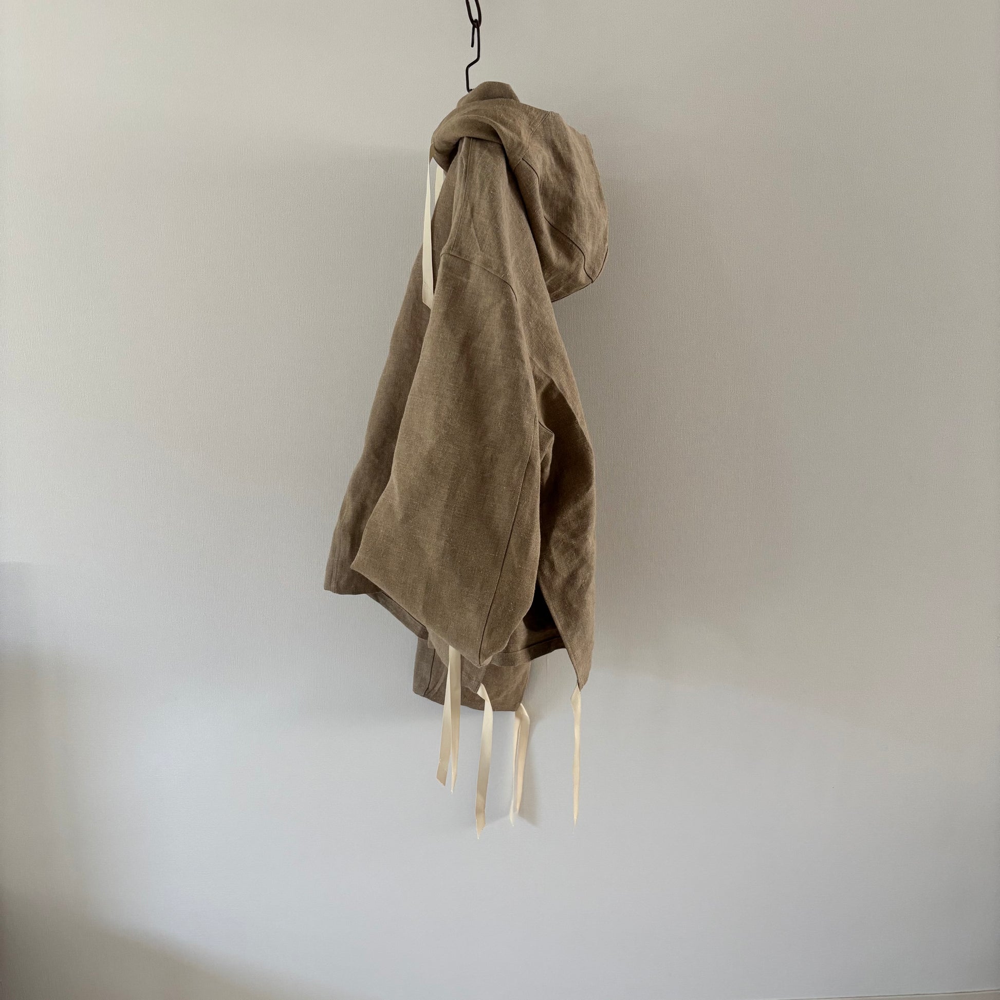 cleaveland×BELLA MOLNAR<br> : commander<br> « Anorak camouflage urbain » vfl