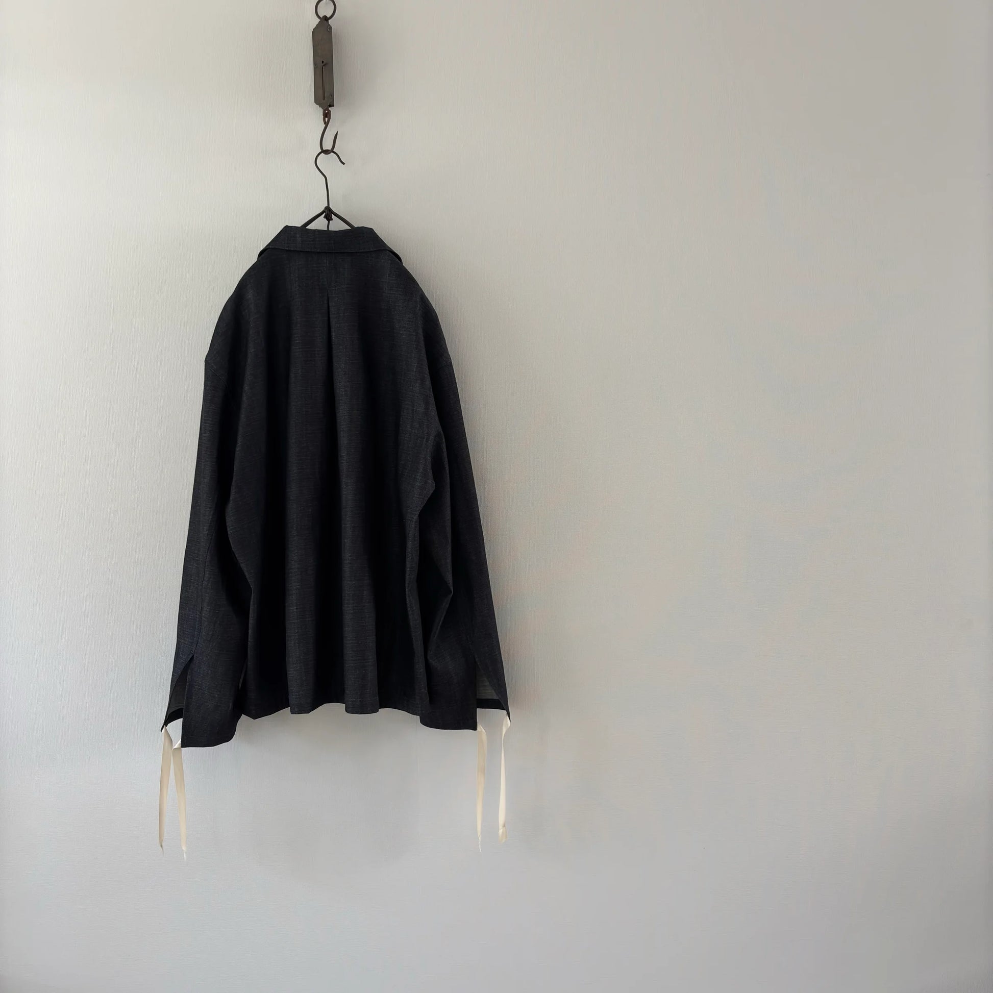 cleaveland×BELLA MOLNAR<br> : commander<br> « Les blouses originales de tante » vld