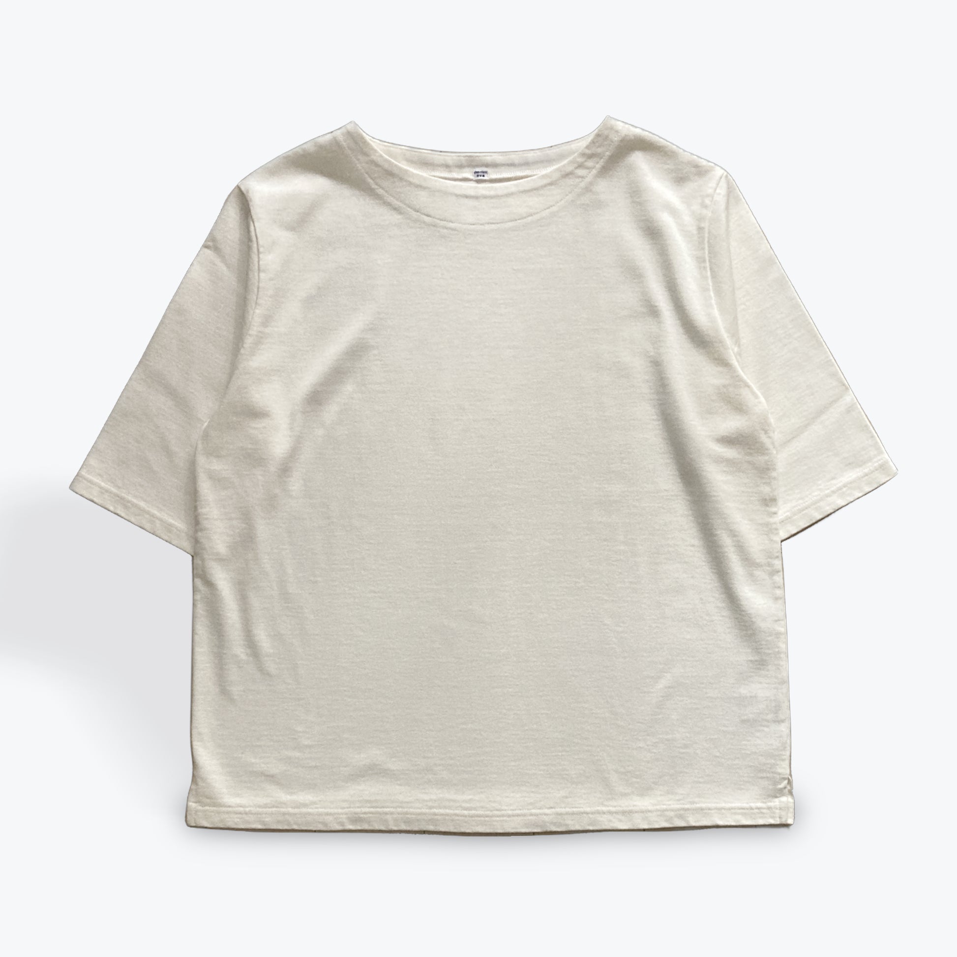Cleaveland<br> "De partout"<br> Pull à manches courtes blanc cassé