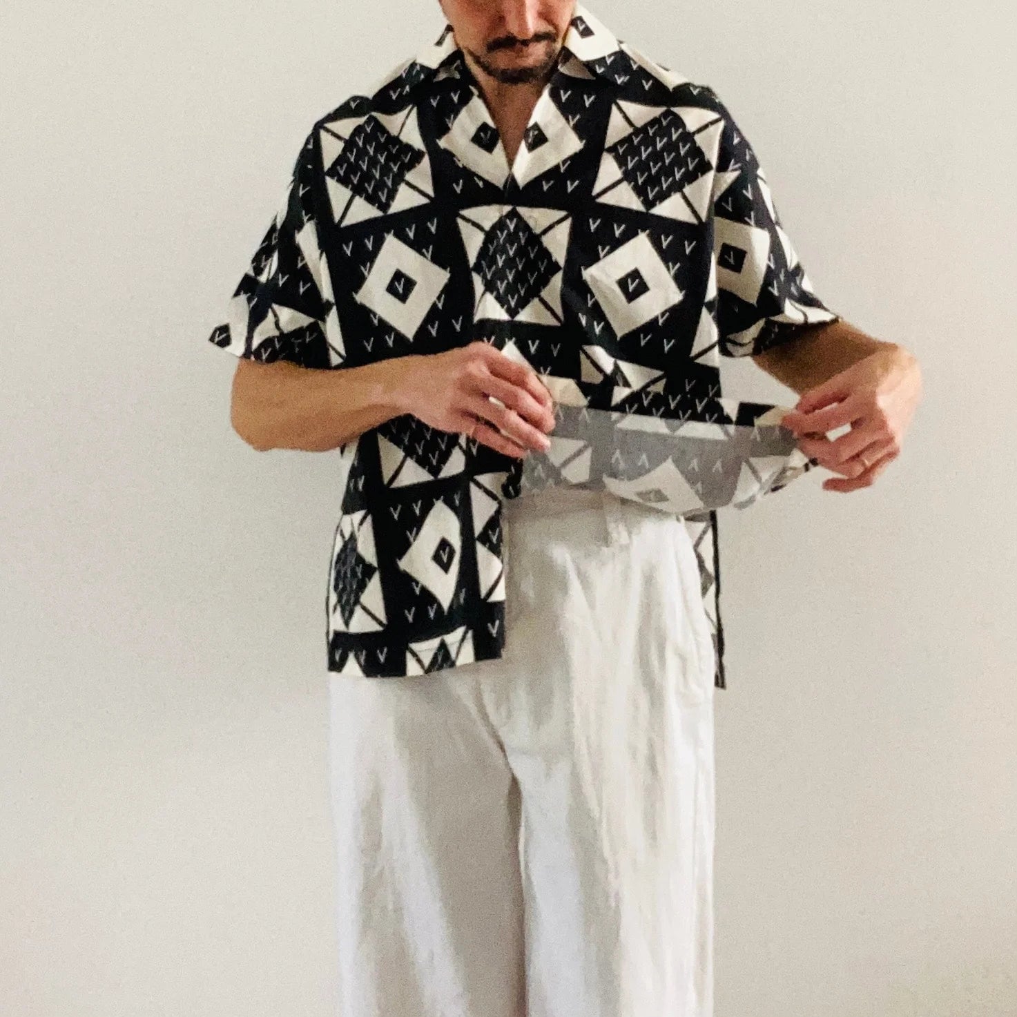 cleaveland×BELLA MOLNAR<br> : commander<br> « Chemisier de tante » 13 roses