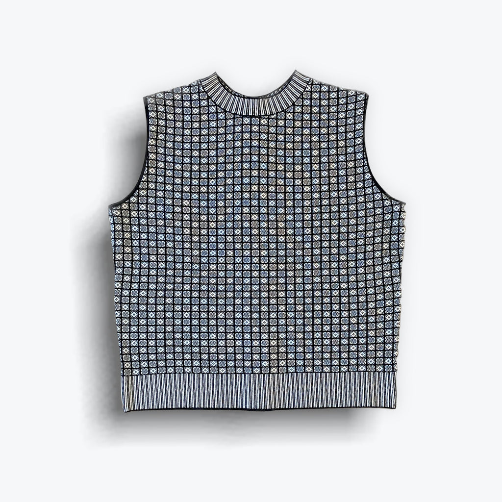 cleaveland<br> "Small town"<br> Re/vest Black