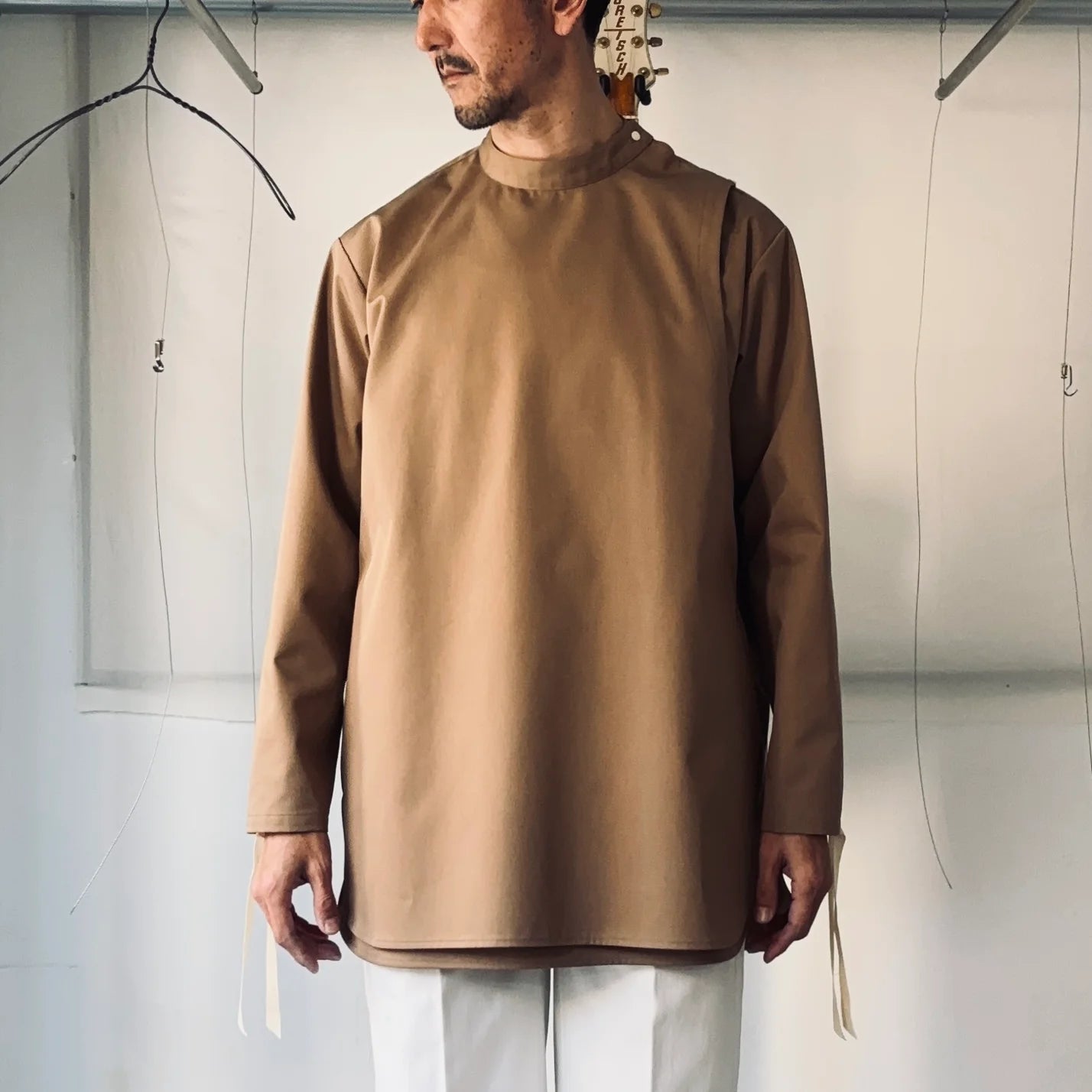 cleaveland×BELLA MOLNAR<br> : commander  <br>« Attristé par cela » MMTwill