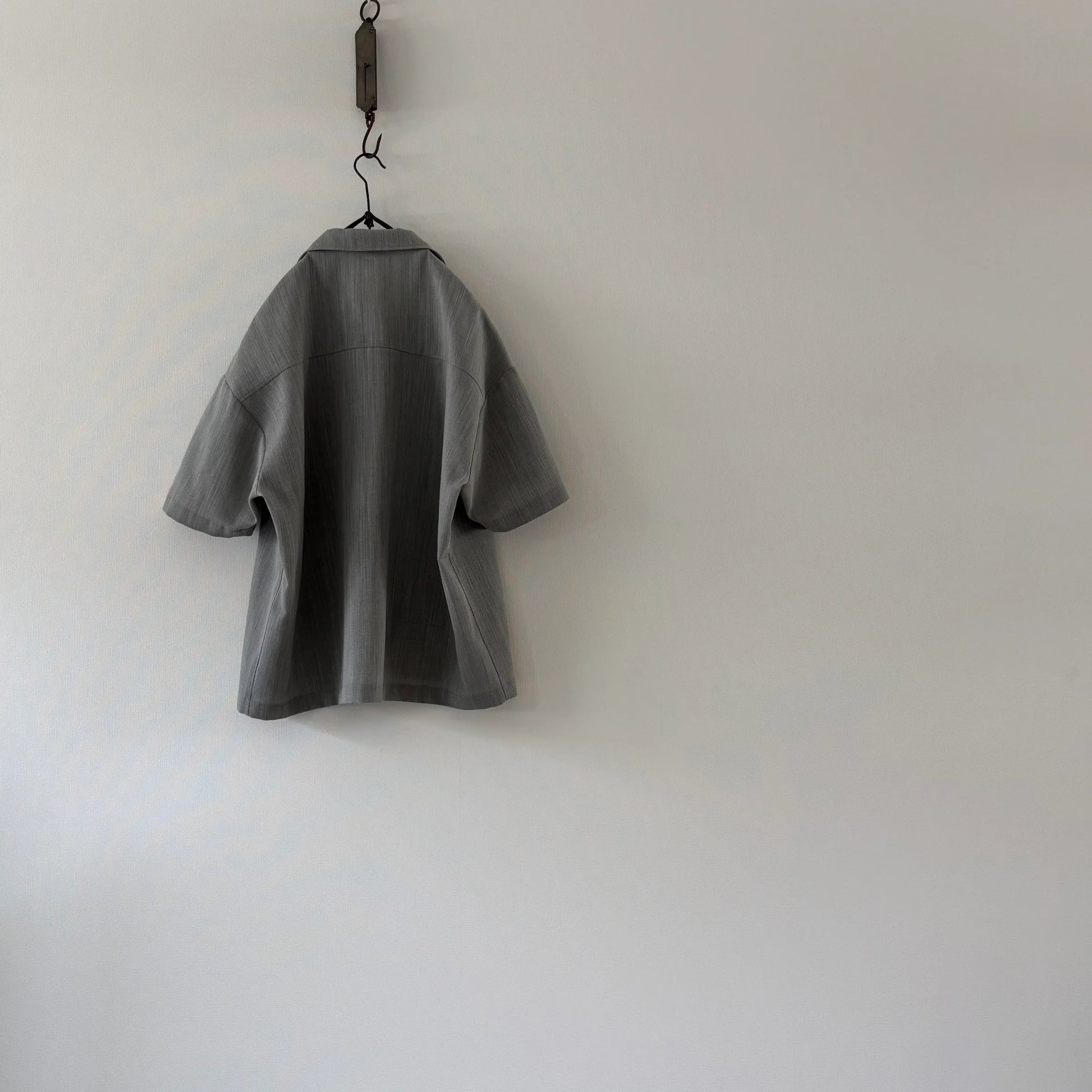 cleaveland×BELLA MOLNAR<br> : commander<br> « CHEMISE PARADISE » laine glacée