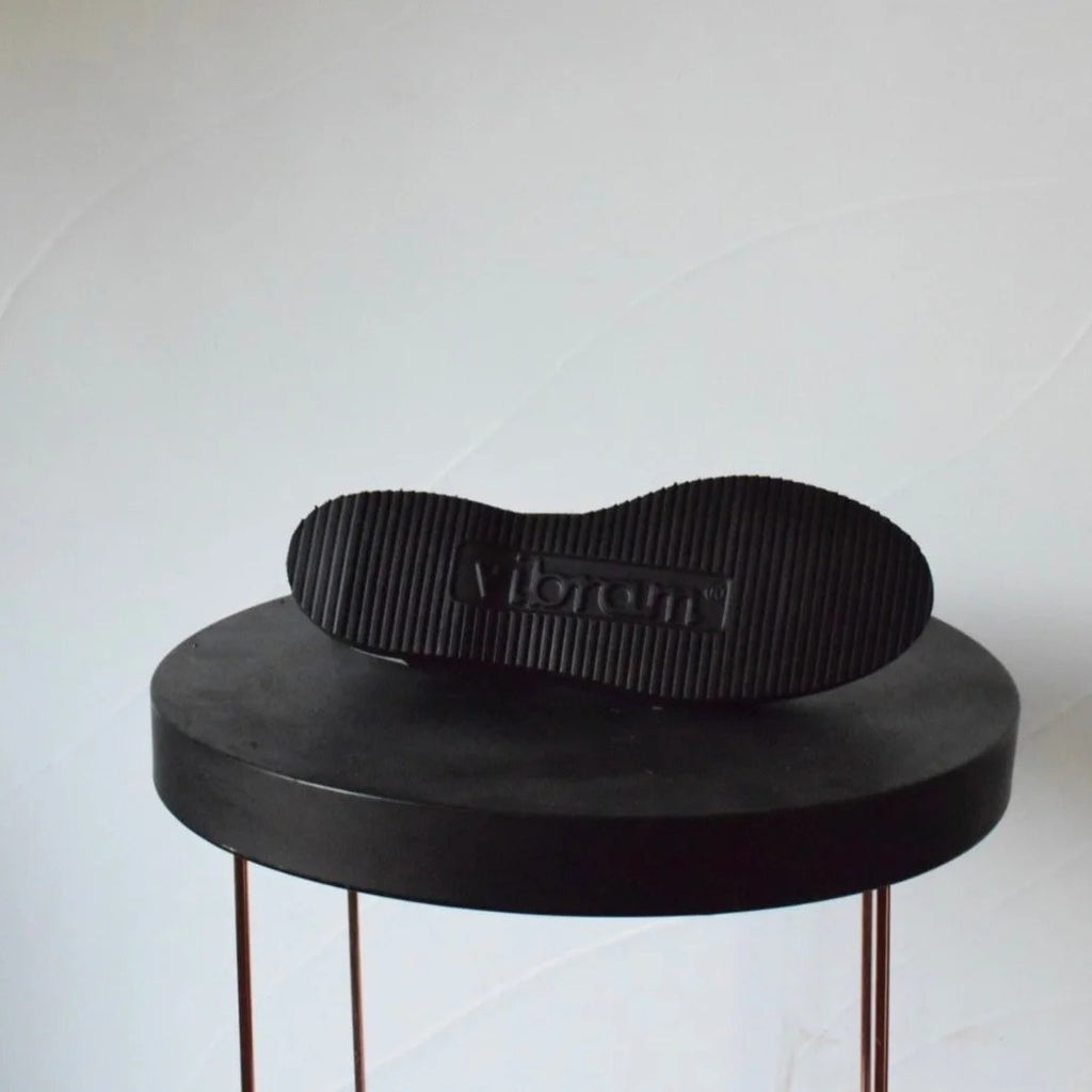 cleaveland×BELLA MOLNAR<br> : to order<br> "Original cool"
